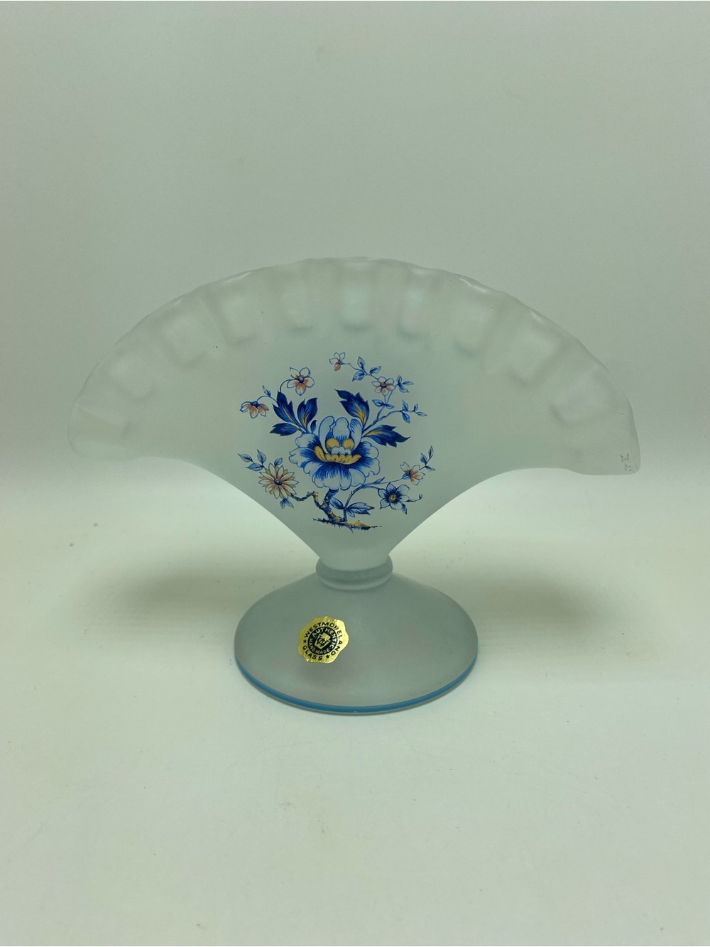 Vintage Westmoreland Satin Frosted Fan Vase With Blue China Rose Pattern